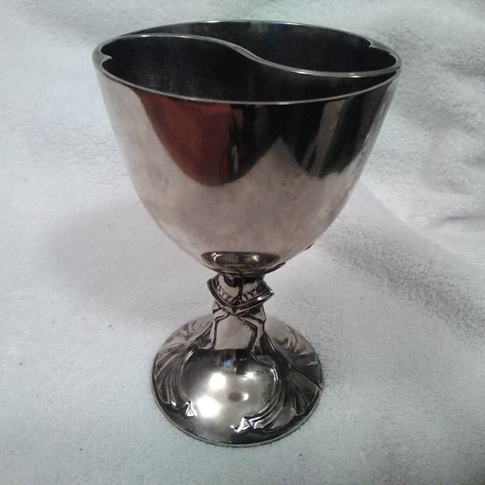 Silver Ying Yang Goblet (2 Halves)